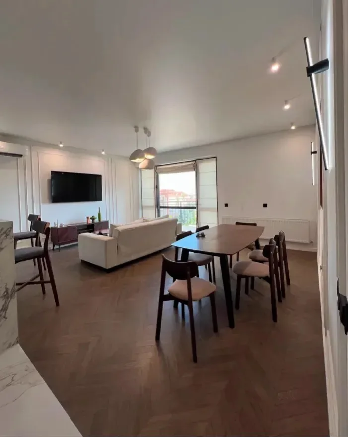 4-bedroom apartment in a new building on Upper Forest Street in the center, 120 sq m, 2/4 floor