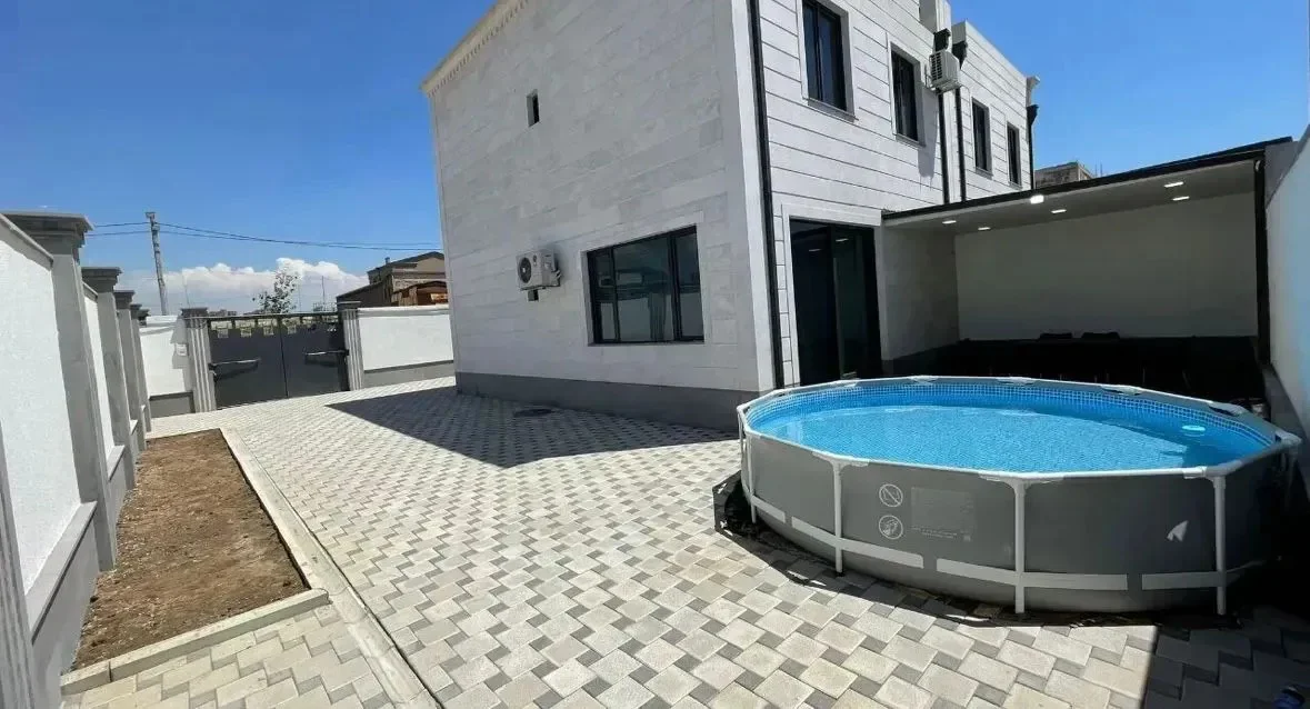 Two-Story House on Maro Margaryan Street in Arabkir, 165 sq m, on 300 sq m of Land, 2 Bathrooms