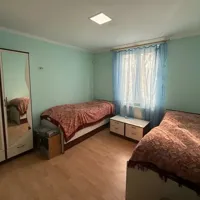 Երեք հարկանի քարե տուն 24-րդ փողոցում Ջրվեժում, 220 քմ, 550 քմ հողի վրա, 3+ սանհանգույց
