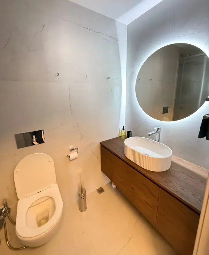 2-bedroom apartment in a new building on Upper Forest Street in the center, 60 sqm, 2/5 floor