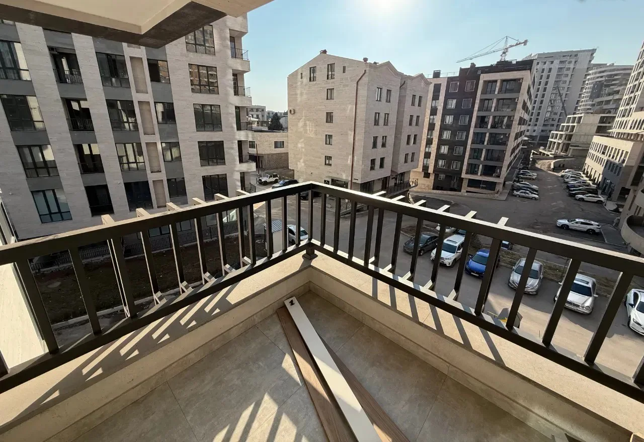 2-bedroom apartment in a new building on Upper Forest Street in the center, 60 sqm, 2/5 floor