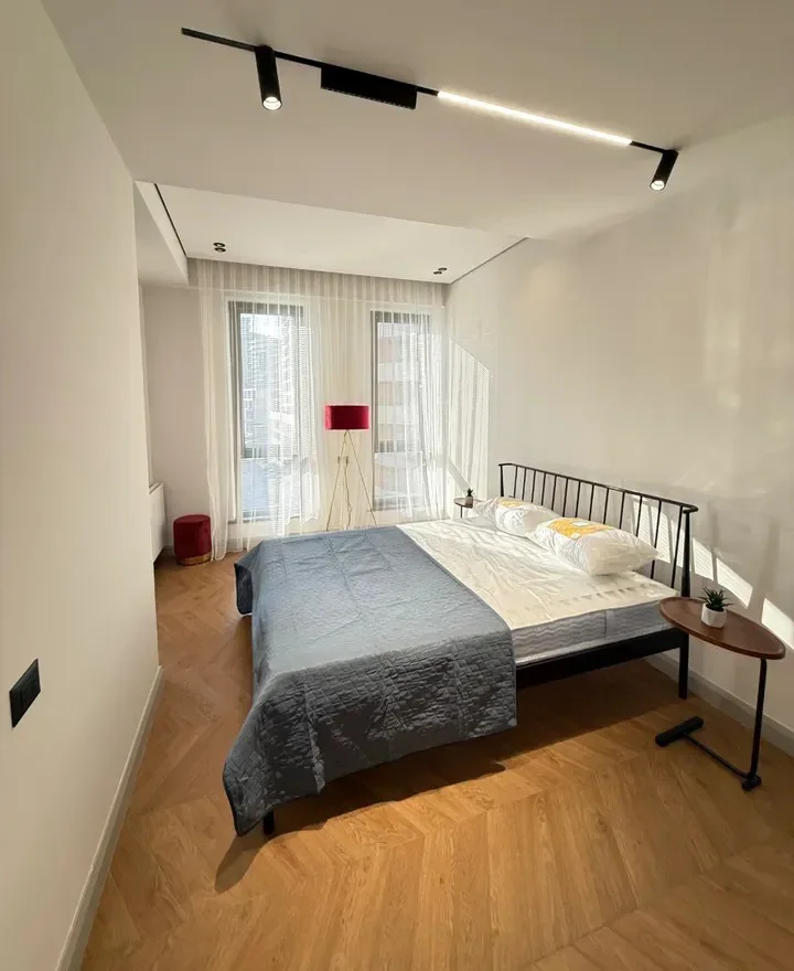 2-bedroom apartment in a new building on Upper Forest Street in the center, 60 sqm, 2/5 floor