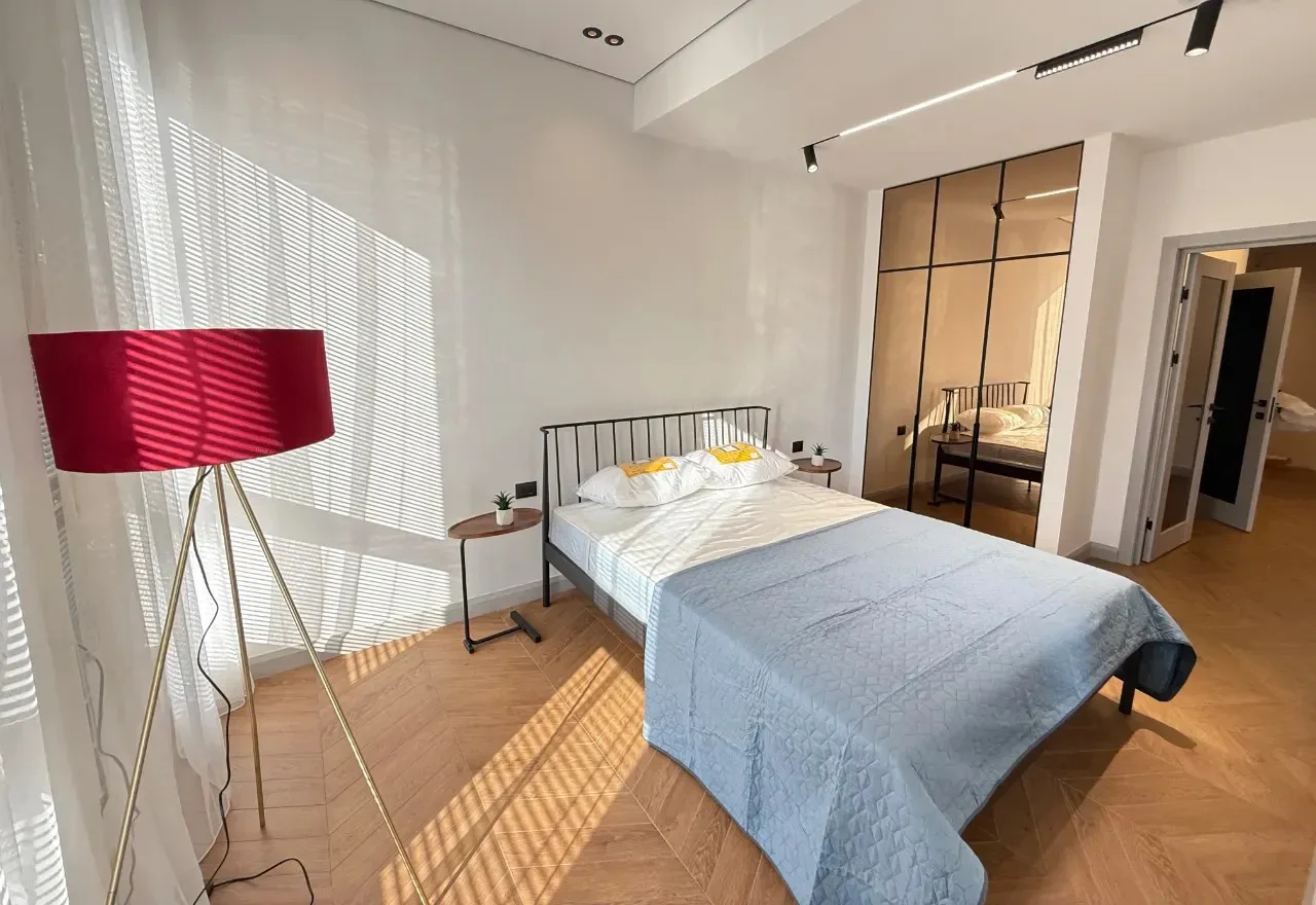 2-bedroom apartment in a new building on Upper Forest Street in the center, 60 sqm, 2/5 floor
