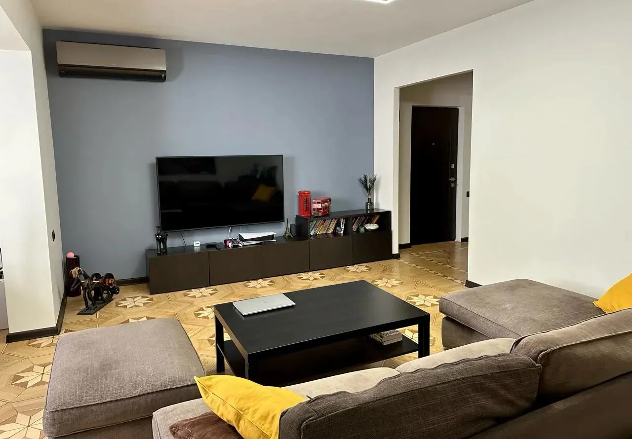 3-Bedroom Apartment in Varujan District, Avan, 97 sqm