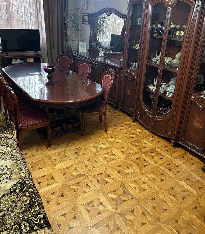 3-bedroom apartment on Grigor Lusavorich Street in Vanadzor, 78 sqm, 1/5 floor, high ceilings