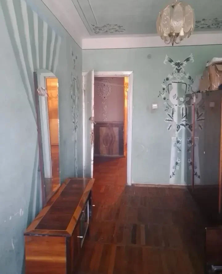 3 սենյականոց բնակարան Արարատում, 70 քմ, 3/5 հարկ