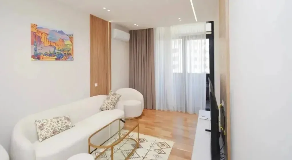 3-Bedroom Apartment in New Building on Komitas Avenue in Arabkir, 83 sq m, 5/10 Floor