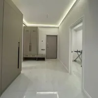 2 սենյականոց բնակարան նորակառույց շենքում Պարոնյան փողոցում կենտրոնում, 80 քմ, 4/14 հարկ