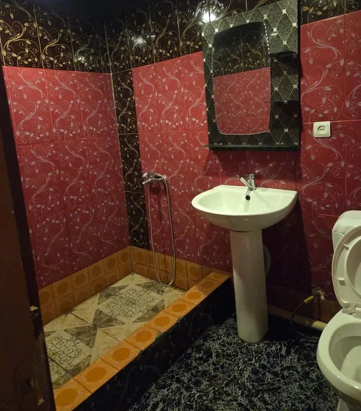 3-Bedroom Apartment, Nersisyan District Vanadzor, 62 sqm, 2/5 Floor, Stone Building