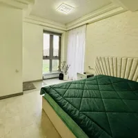 3 սենյականոց բնակարան նորակառույց շենքում Պարոնյան փողոցում կենտրոնում, 130 քմ, 9/18 հարկ