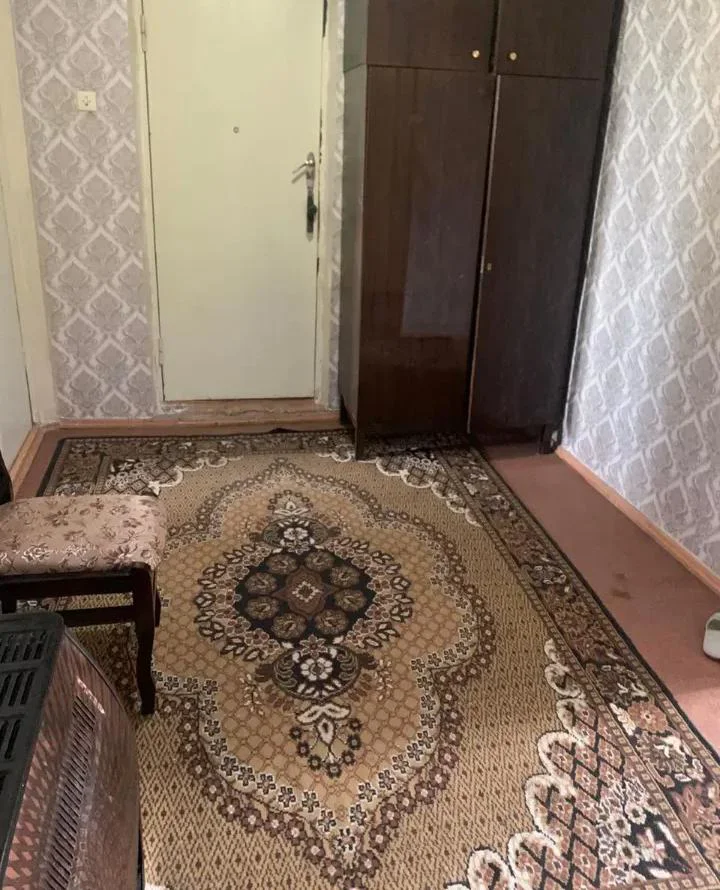 3 սենյականոց բնակարան նորակառույց շենքում Կազաչի պոստ թաղամասում Գյումրիում, 78 քմ, նախավերջին հարկ
