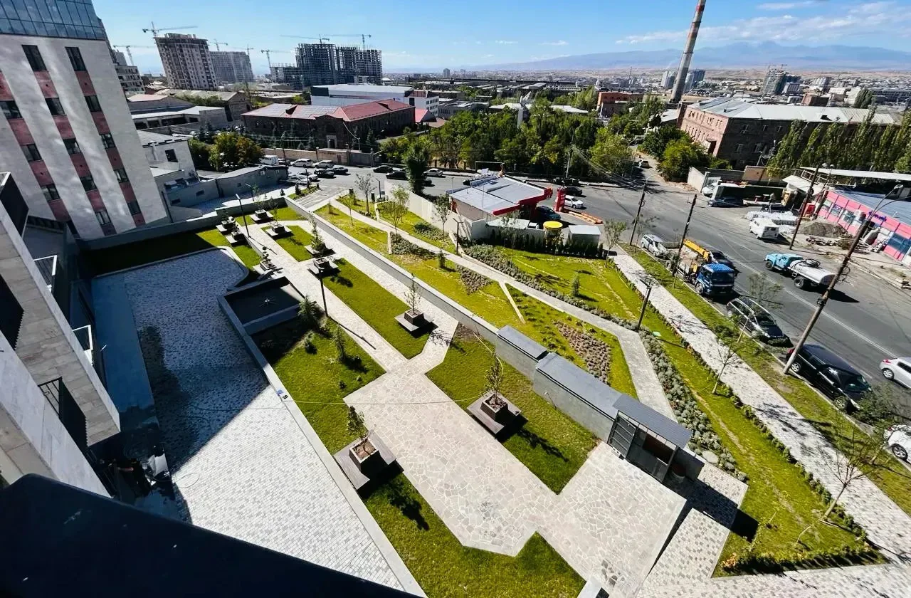 2 սենյականոց բնակարան նորակառույց շենքում Ադոնցի փողոցում Արաբկիրում, 75 քմ, 5/19 հարկ