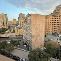 3 սենյականոց բնակարան նորակառույց շենքում Սարյան փողոցում կենտրոնում, 90 քմ, նախավերջին հարկ